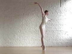 KiloGirls presents: Nude ballerina