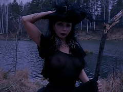KiloGirls presents: Halloween  is coming...