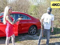 KiloGirls presents: Mugger fucking with the wrong granny