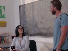 KiloGirls presents: Kinky math tutor jasmine jae loves giving head and having sex