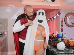 KiloGirls presents: Hardcore ffm threesome with stunning emma hix & lasirena69