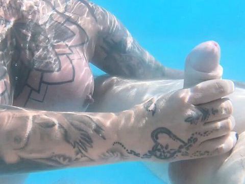 KiloGirls presents: Underwater bj pool fun with the creampies