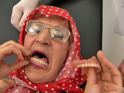 KiloGirls presents: Toothless grandma (70+) takes out her dentures before sex