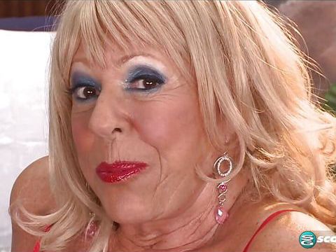 KiloGirls presents: Darker, deeper and in her ass