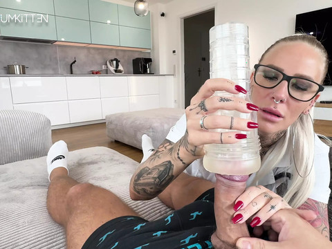 KiloGirls presents: Ride therapy for pole fever - raw xxl glasses facial you won't forget