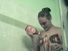 KiloGirls presents: Kinky amateur minx pours paint and cream all over her body