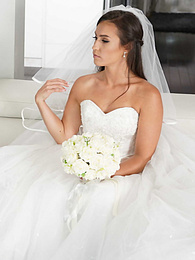 KiloGirls presents: Bootylicious bride Kelsi Monroe screws a handsome officiant on her wedding day